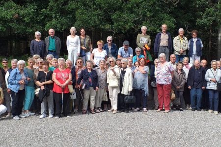 Photo de groupe de l'Amicale des Retraités lors d'une sortie dans le Haut-Rhin